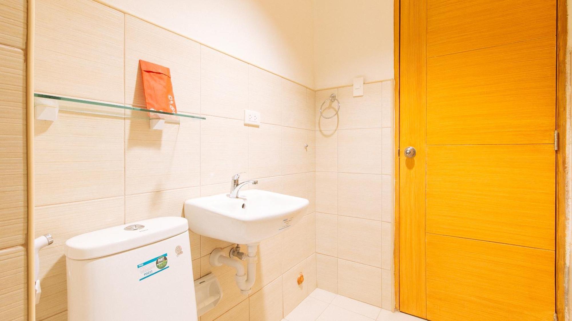 Reddoorz Plus At Alpina Heights Paranaque Paranaque City Buitenkant foto