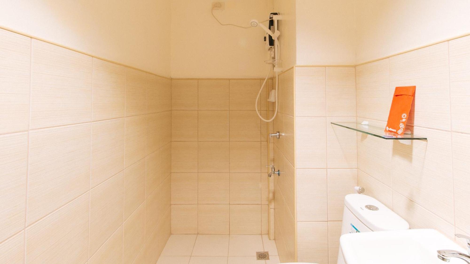 Reddoorz Plus At Alpina Heights Paranaque Paranaque City Buitenkant foto