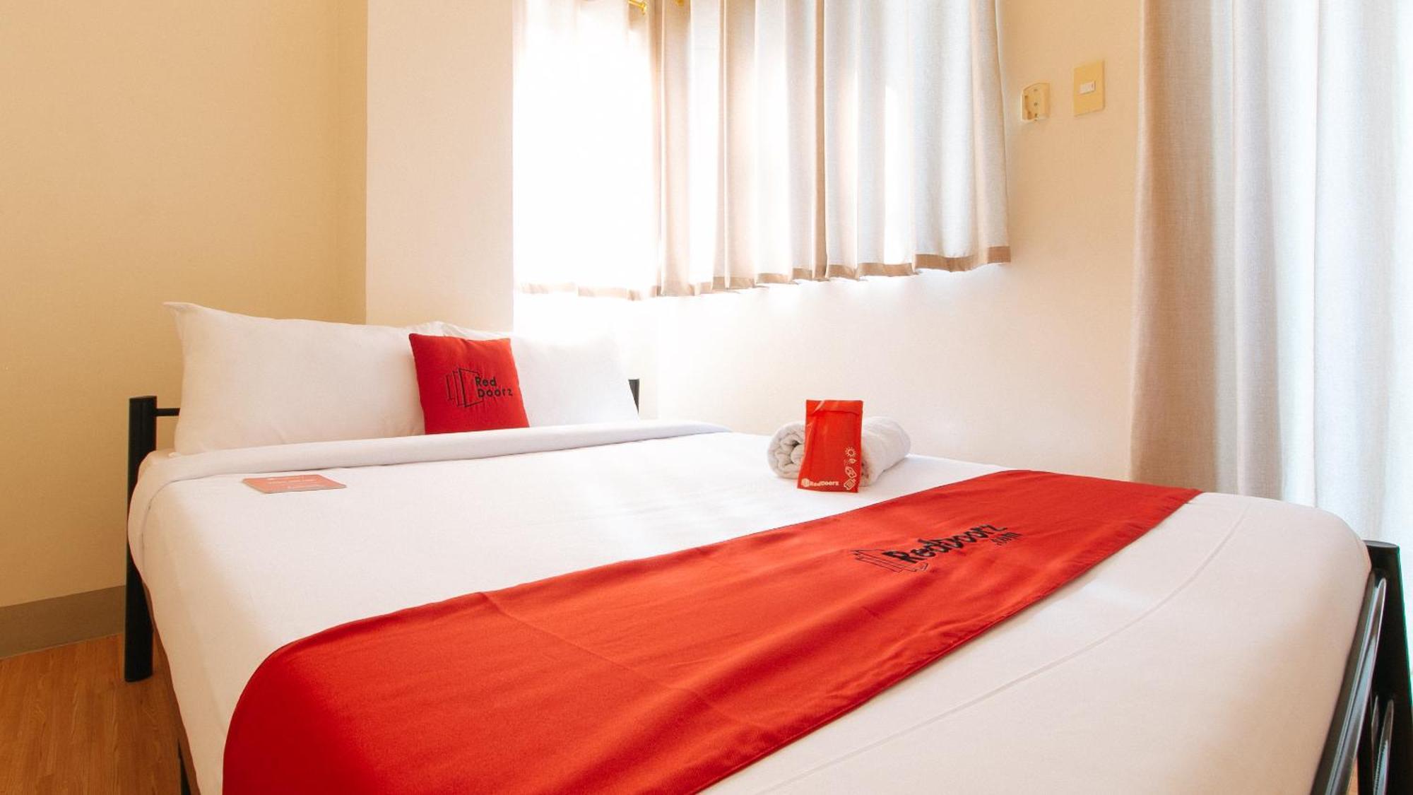 Reddoorz Plus At Alpina Heights Paranaque Paranaque City Buitenkant foto
