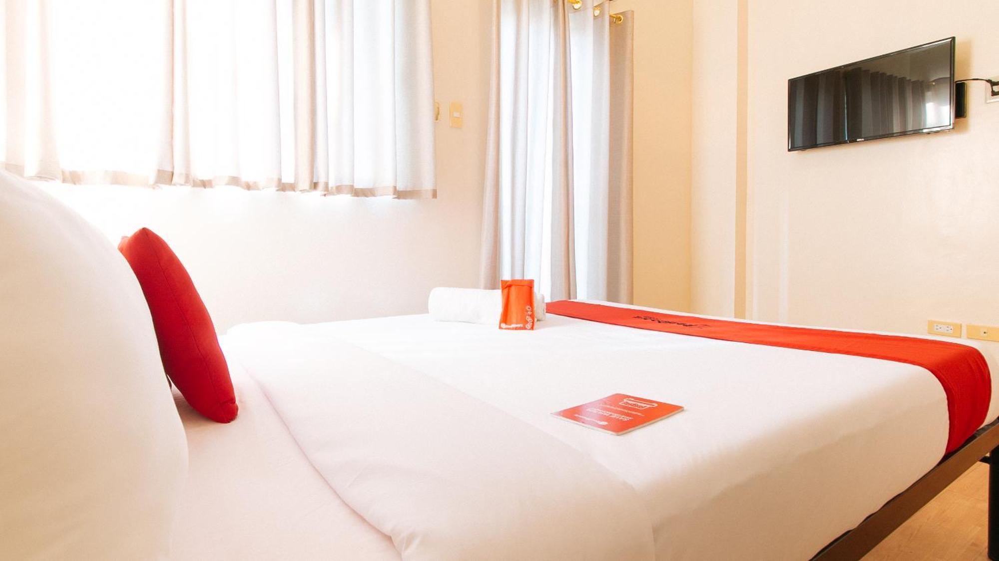 Reddoorz Plus At Alpina Heights Paranaque Paranaque City Buitenkant foto