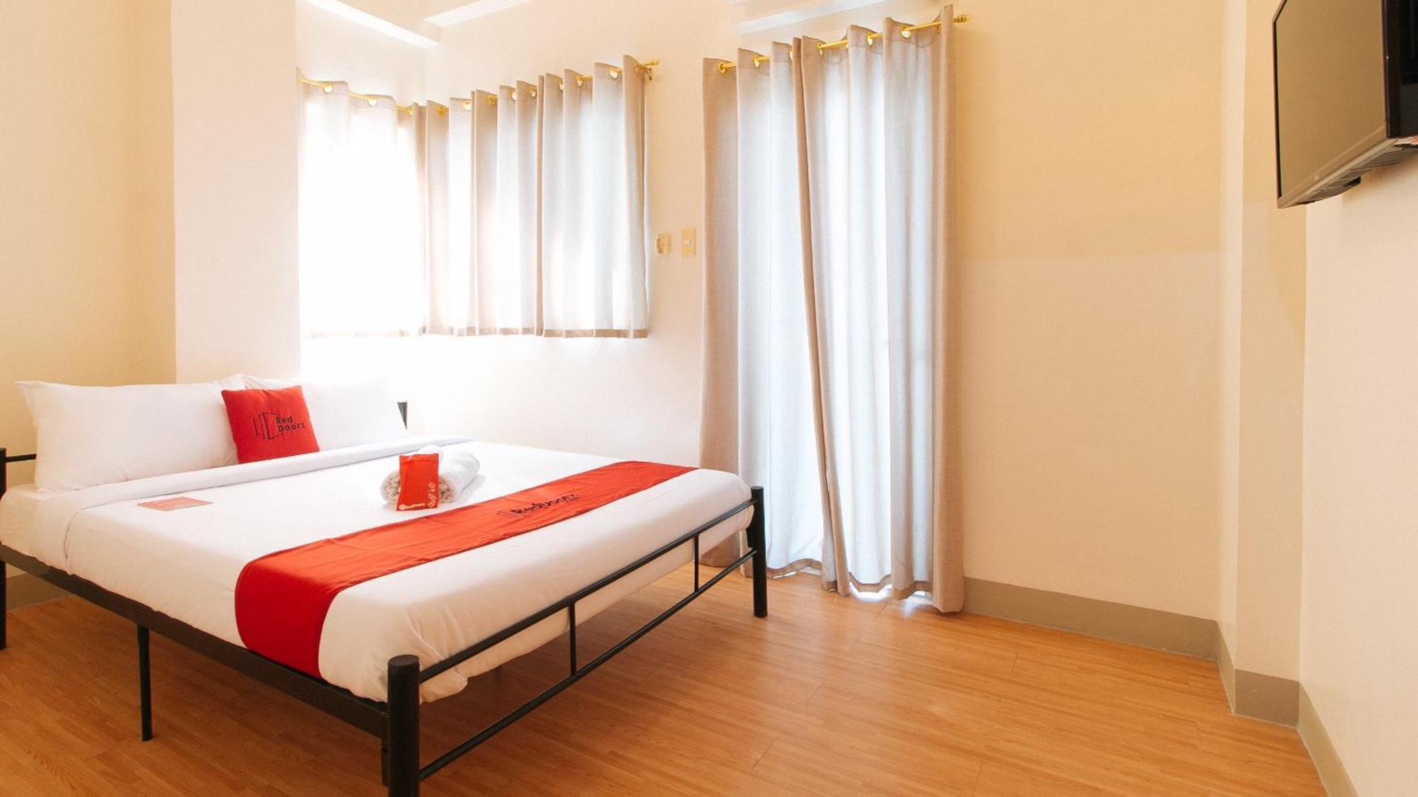 Reddoorz Plus At Alpina Heights Paranaque Paranaque City Buitenkant foto