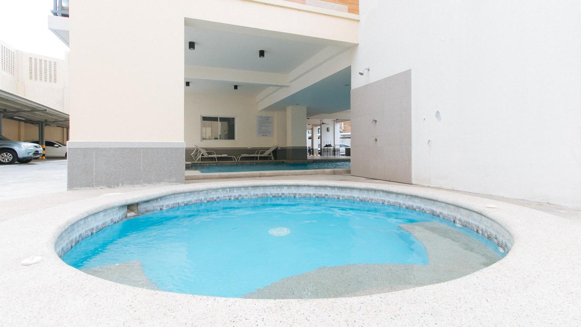 Reddoorz Plus At Alpina Heights Paranaque Paranaque City Buitenkant foto